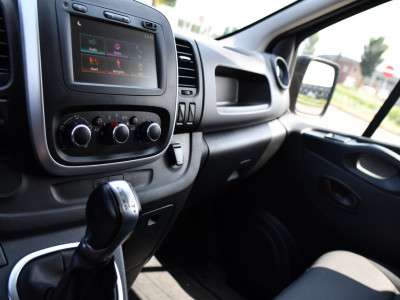Renault Trafic 2.0 dCi 145 T29 L2H1 Black Edition Cruise, Sensoren, LED, 145pk, Multimedia, Automaat, Trekhaak, Betimmering, NAVI, Uniek! 18