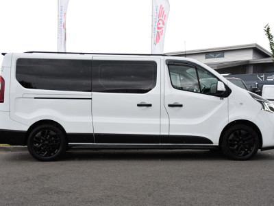 Renault Trafic 2.0 dCi 145 T29 L2H1 DC Edition Camera, Cruise, Automaat, 145pk, LED, Clima, Sensoren, Trekhaak, Multimedia, Uniek! foto 10