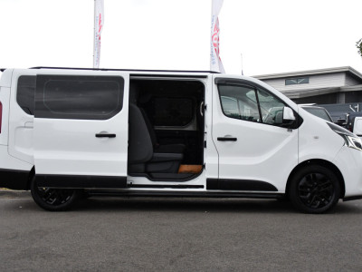 Renault Trafic 2.0 dCi 145 T29 L2H1 DC Edition Camera, Cruise, Automaat, 145pk, LED, Clima, Sensoren, Trekhaak, Multimedia, Uniek! foto 11