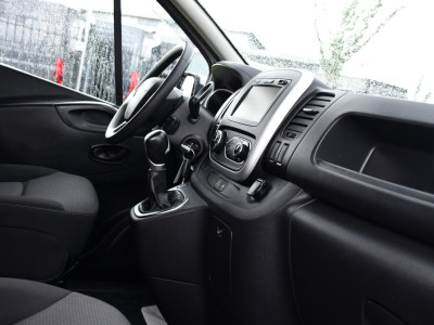 Renault Trafic 2.0 dCi 145 T29 L2H1 DC Edition Camera, Cruise, Automaat, 145pk, LED, Clima, Sensoren, Trekhaak, Multimedia, Uniek! foto 18