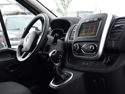 Renault Trafic 2.0 dCi 145 T29 L2H1 DC Edition Camera, Cruise, Automaat, 145pk, LED, Clima, Sensoren, Trekhaak, Multimedia, Uniek! foto 19