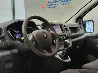 Renault Trafic 2.0dCi 145pk L2/H1 Automaat Euro 6! foto 4
