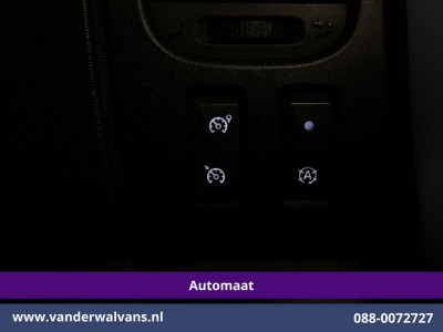 Renault Trafic 2.0 dCi 146pk Automaat L2H1 Inrichting Euro6 Airco | Camera | Navigatie | Cruisecontrol Trekhaak, Parkeersensoren, Stoelverwarming foto 6