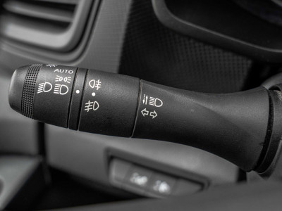 Renault Trafic 2.0 dCi 150 L2H1 | Automaat | 5-Zits | 150 PK | Camera | Cruise | Navi | Airco foto 19