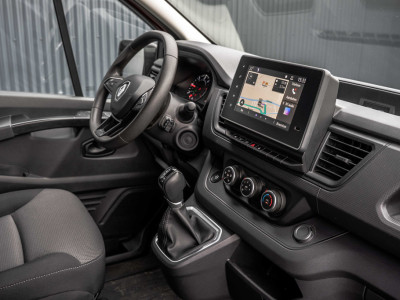 Renault Trafic 2.0 dCi 150 L2H1 | Automaat | 5-Zits | 150 PK | Camera | Cruise | Navi | Airco foto 2