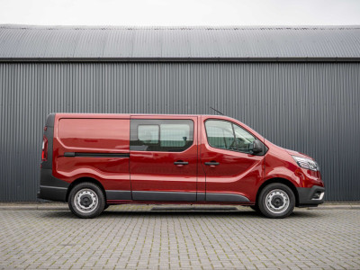 Renault Trafic 2.0 dCi 150 L2H1 | Automaat | 5-Zits | 150 PK | Camera | Cruise | Navi | Airco foto 6