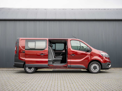 Renault Trafic 2.0 dCi 150 L2H1 | Automaat | 5-Zits | 150 PK | Camera | Cruise | Navi | Airco foto 7