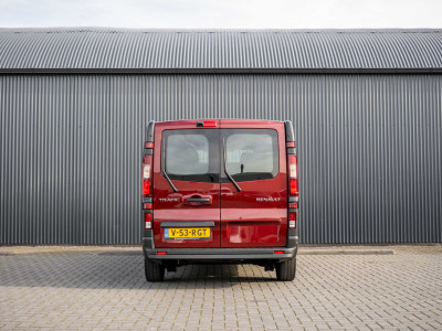 Renault Trafic 2.0 dCi 150 L2H1 | Automaat | 5-Zits | 150 PK | Camera | Cruise | Navi | Airco foto 8