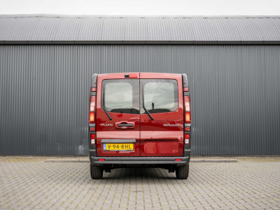 Renault Trafic 2.0 dCi 150 L2H1 | Automaat | 5-Zits | 150 PK | Camera | Cruise | Navi | Airco foto 8