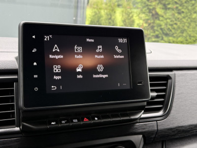 Renault Trafic 2.0 dCi 150 PK AUTOMAAT / L2H1 / 27.349 KM!! / TREKHAAK / IMPERIAAL / 3-ZITS / CAMERA / LED 16