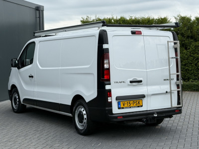 Renault Trafic 2.0 dCi 150 PK AUTOMAAT / L2H1 / 27.349 KM!! / TREKHAAK / IMPERIAAL / 3-ZITS / CAMERA / LED 5