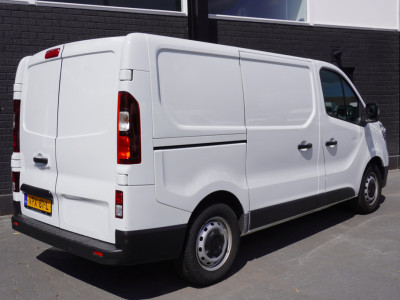 Renault Trafic 2.0 dCi 150PK Automaat- EURO 6 - Airco - Navi - Cruise - €16.900,- Excl. foto 2