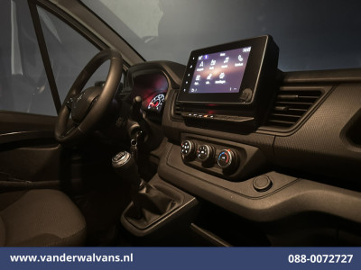 Renault Trafic 2.0 dCi 150pk L2H1 Euro6 Airco | Navigatie | Cruisecontrol | LED | Parkeersensoren Bijrijdersbank foto 14