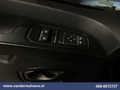 Renault Trafic 2.0 dCi 150pk L2H1 Euro6 Airco | Navigatie | Cruisecontrol | LED | Parkeersensoren Bijrijdersbank foto 17