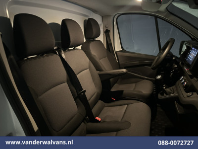 Renault Trafic 2.0 dCi 150pk L2H1 Euro6 Airco | Navigatie | Cruisecontrol | LED | Parkeersensoren Bijrijdersbank foto 7