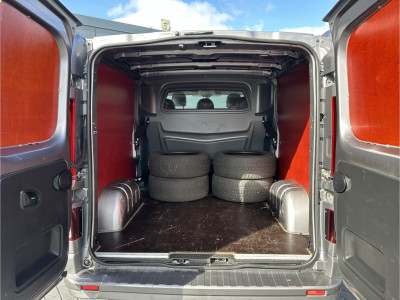 Renault Trafic 2.0 dCi 170 PK AUTOMAAT / L2H1 / DUBBEL CABINE / 2x SCHUIFDEUR / CAMERA / LED KOPLAMPEN / TREKHAAK / ECC / CRUISE foto 21