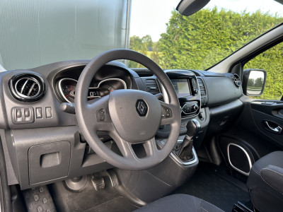 Renault Trafic 2.0 dCi 170 PK AUTOMAAT / L2H1 / DUBBEL CABINE / 2x SCHUIFDEUR / CAMERA / LED KOPLAMPEN / TREKHAAK / ECC / CRUISE foto 13