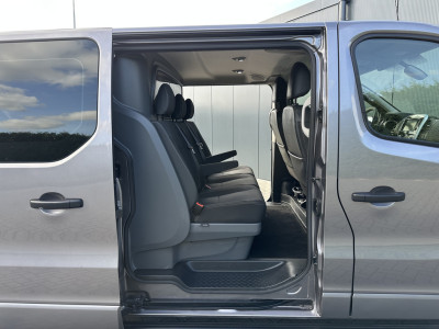 Renault Trafic 2.0 dCi 170 PK AUTOMAAT / L2H1 / DUBBEL CABINE / 2x SCHUIFDEUR / CAMERA / LED KOPLAMPEN / TREKHAAK / ECC / CRUISE foto 17