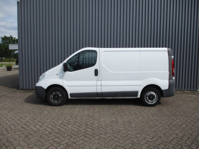 Renault Trafic 2.0 dCi 90 pk L1 H1 Trekhaak foto 2