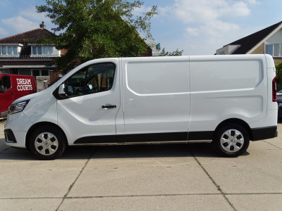 Renault Trafic 2.0 dCi L2H1 foto 8