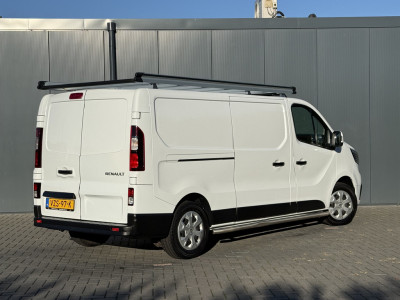 Renault Trafic 2.0 dCi / L2H1 / 1e EIG. / IMPERIAAL / 3-ZITS / LED / CRUISE / CARPLAY / AIRCO / NAVI / SIDEBARS foto 3