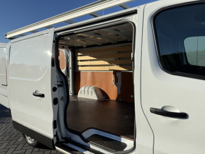 Renault Trafic 2.0 dCi / L2H1 / 1e EIG. / IMPERIAAL / 3-ZITS / LED / CRUISE / CARPLAY / AIRCO / NAVI / SIDEBARS foto 7