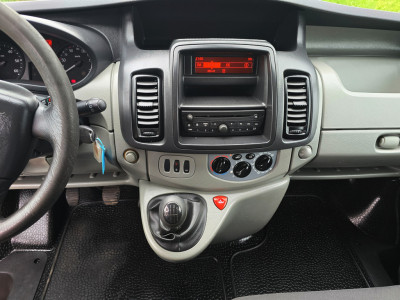Renault Trafic 2.0 dCi T27 L1H1 Générique - 115 Pk - Euro 5 - Airco - Trekhaak foto 14