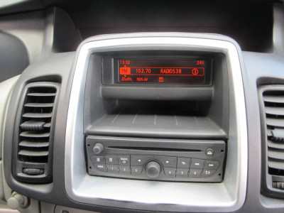 Renault Trafic 2.0 dCi T29 L1H1 airco 10