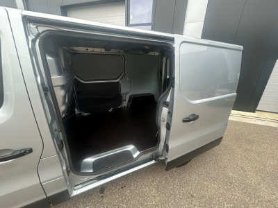 Renault Trafic 2.0 dCi luxe autom 150 pk 2 x schuifdeur 11