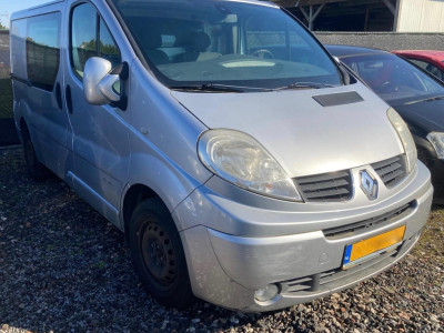 Renault Trafic 2.5 dCi T27 L1H1 MOTOR DEFEKT foto 10