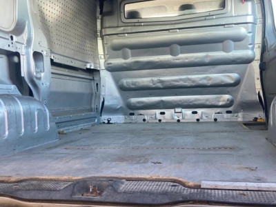 Renault Trafic 2.5 dCi T27 L1H1 MOTOR DEFEKT foto 7