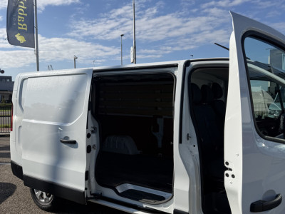 Renault Trafic L2H1 | Work Edition| Trekhaak | Camera | Navi | EUR297 p/m foto 8