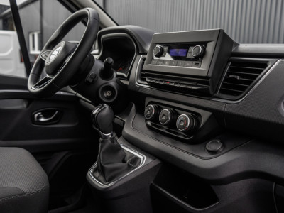 Renault Trafic / Primastar **dCi | L2H1 | Automaat | 150 PK | LED | Cruise | Airco | PDC | Euro 6** 2