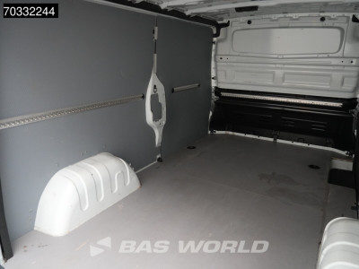 Renault Trafic 130pk L2H1 LED Airco Navi Cruise Parkeersensoren Euro6 L2 Airco Cruise control foto 12