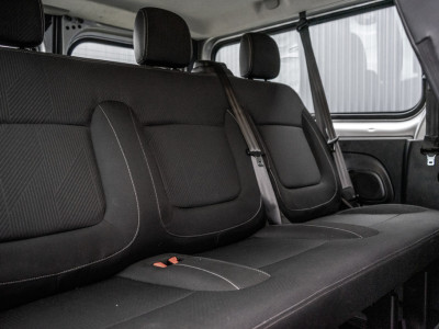 Renault Trafic Passenger **1.6 dCi 9-Pers L2H1 | Incl. BPM, BTW vrij | R-Link | Navi | A/C | Cruise | PDC | MF Stuur | Start / Stop** foto 13