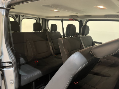 Renault Trafic Passenger 1.6 dCi Grand Personenvervoer / 9-Persoons / Airco / Cruise Control / PDC /  € 19.800,- EXCL. BTW foto 4