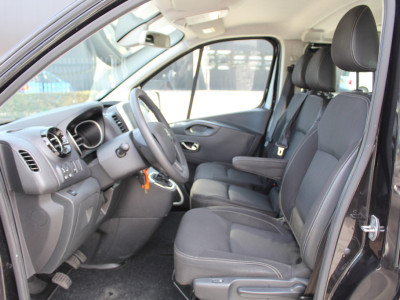 Renault Trafic Passenger 2.0 dCi 145Pk Grand Zen 9persoons Euro6 | INCL BTW/BPM foto 3