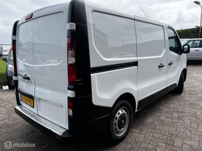 Renault Trafic bestel 1.6 dCi T27 L1H1 Comfort 201120 km foto 3