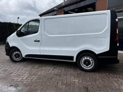 Renault Trafic bestel 1.6 dCi T27 L1H1 Comfort 201120 km foto 4