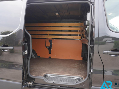 Renault Trafic bestel 2.0 dCi 145 T29 L2H1 Business foto 20