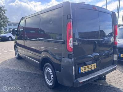 Renault Trafic bestel 2.0 dCi T27 L1H1 foto 2