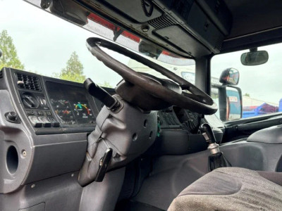 Scania P124-360 C 6x6 FULL STEEL 3-WAY KIPPER (12 GEARS MANUAL GEARBOX / REDUCTION AXLES / FULL STEEL SUSPENSION / P.T.O. / ETC.) foto 13