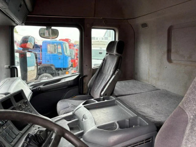 Scania P124-360 C 6x6 FULL STEEL 3-WAY KIPPER (12 GEARS MANUAL GEARBOX / REDUCTION AXLES / FULL STEEL SUSPENSION / P.T.O. / ETC.) foto 16