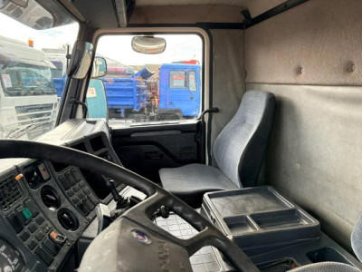 Scania R113-360 HL 6x2 FULL STEEL SUSPENSION BULK KIPPER (MANUAL GEARBOX / FULL STEEL SUSPENSION / 10 TIRES / 2x P.T.O. / LIFT-AXLE / ETC.) foto 17