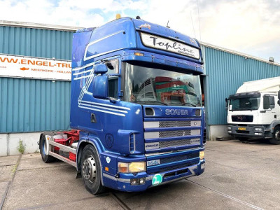 Scania R144-460 V8 TOPLINE (EURO 2 / 12+2 GEARS MANUAL GEARBOX / SLIDING FIFTH WHEEL / AIRCONDITIONING / ETC.) foto 2