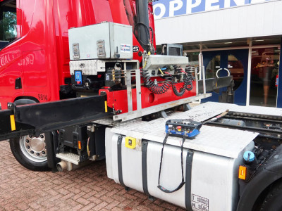 Scania R500 NGS 4x2 Trekker met kraan HMF 1920 foto 9