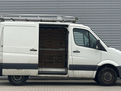 Schade bedrijfswagens Crafter 28 2.5 TDI L1H1 airco foto 3