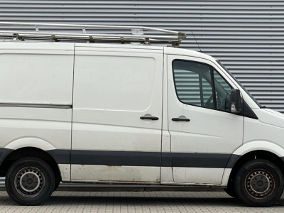 Schade bedrijfswagens Crafter 28 2.5 TDI L1H1 airco foto 6