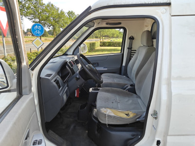 Schade bedrijfswagens LOGISTAR Electrisch AIRCO BJ 2022 foto 9