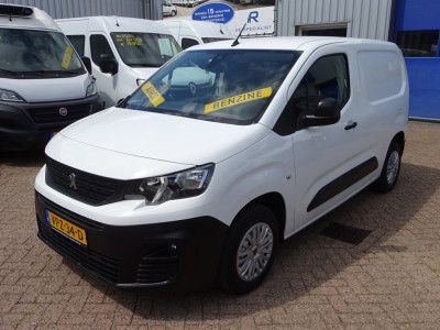 Schade bedrijfswagens Partner 1.2 PureTech Pro BENZINE  AIRCO NAVI CRUISE CONTROL PDC SCHUIFDEUR 2
